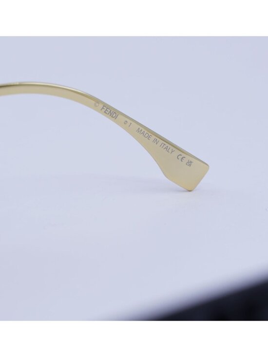 Fendi FE40133I 01V Sunglasses Black Rectangle Frame, Blue Lenses main image 7